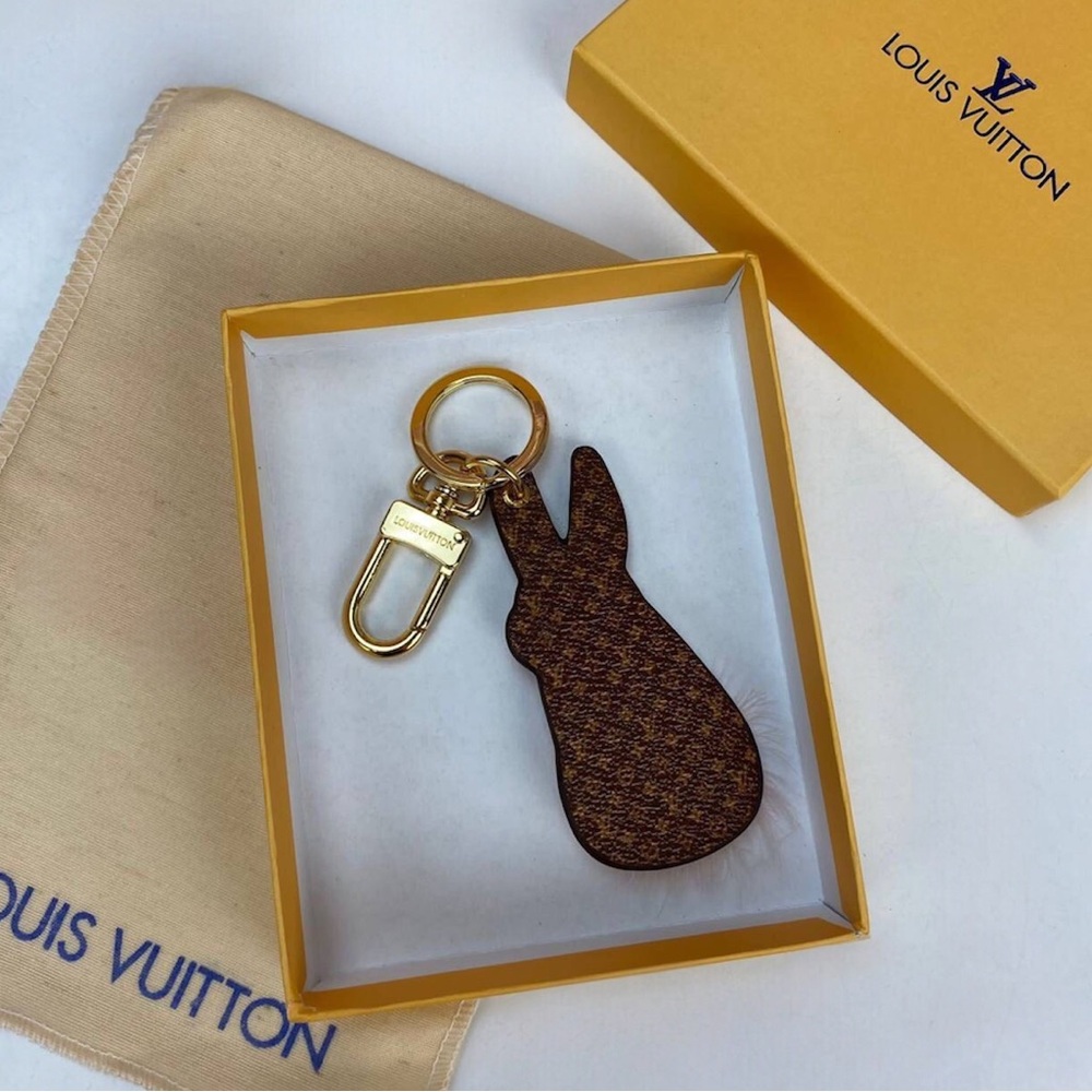 🆕🎀 LV Bunny Key Holder 🎀 - Picture 4 of 5